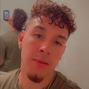 Meet your Posher, Chad